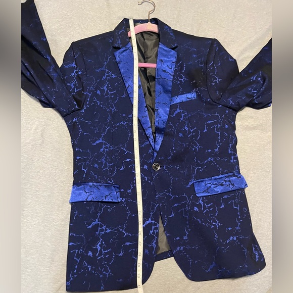 Young Men’s Suit Jacket - Picture 10 of 10